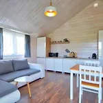 Family Holiday Homes, Playground, Summer Pool *