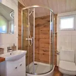 Family Holiday Homes, Playground, Summer Pool Semesterbostad