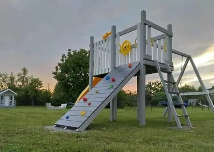 Дом отдыха Cozy In Near *